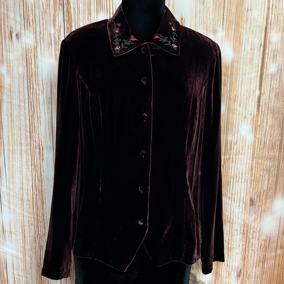 Vintage Tops - Vintage Velvet Button Front Top